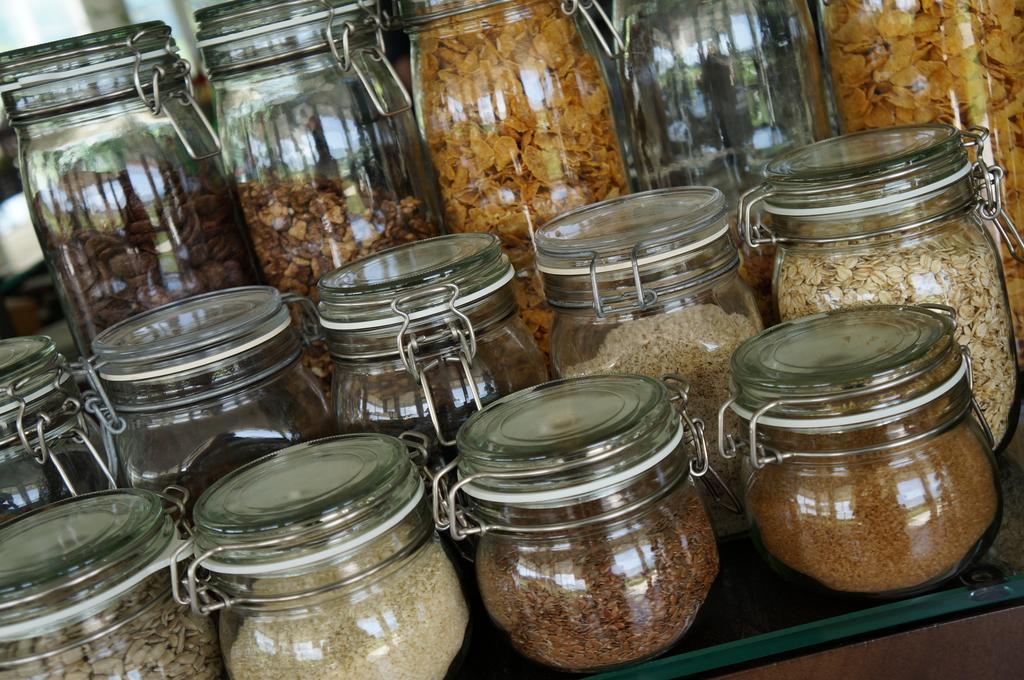 Gasthof Zur Strass Eugendorf Luaran gambar